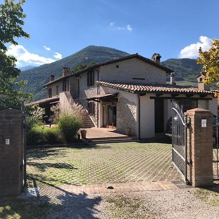 Hotel Casa Vinto Cagli Exteriér fotografie