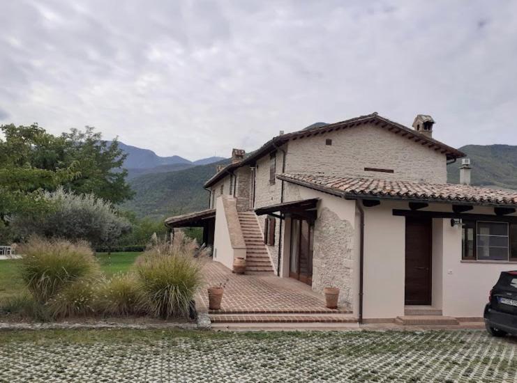 Hotel Casa Vinto Cagli Exteriér fotografie